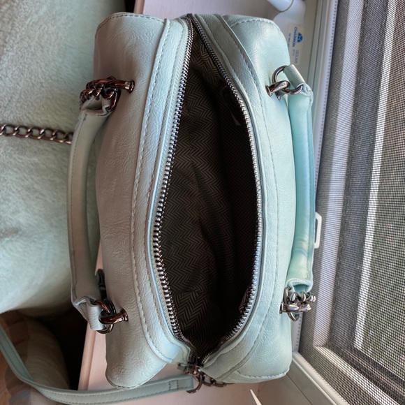 Used Steve Madden shoulder bag! - Picture 7 of 9